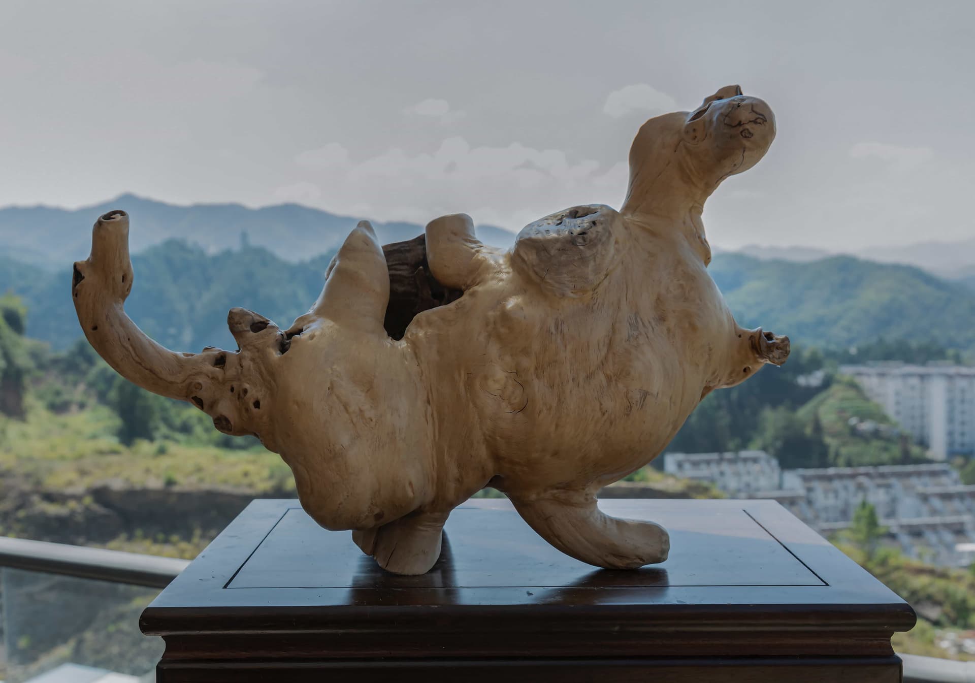 根读艺术作品喜乐兽主图