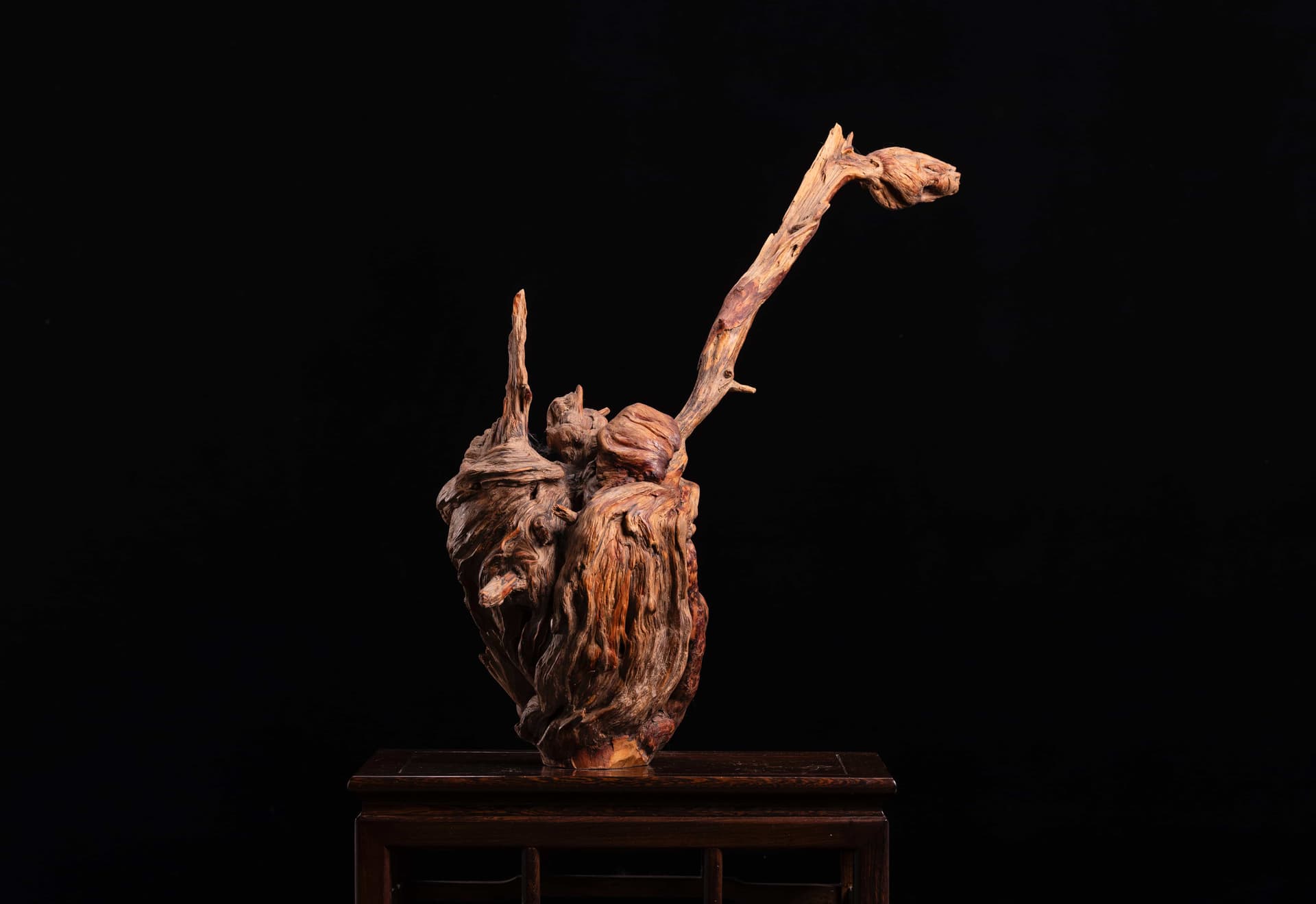 根读艺术作品仰天一笑主图